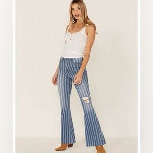 Cello NWT High Rise Flare Raina Striped Distressed Jeans with Raw Hem (S…